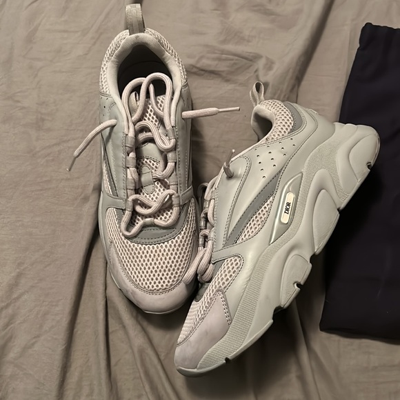 Dior sneakers with bag worn once VEGAS/HENDERSON AREA ONLY - Picture 3 of 4